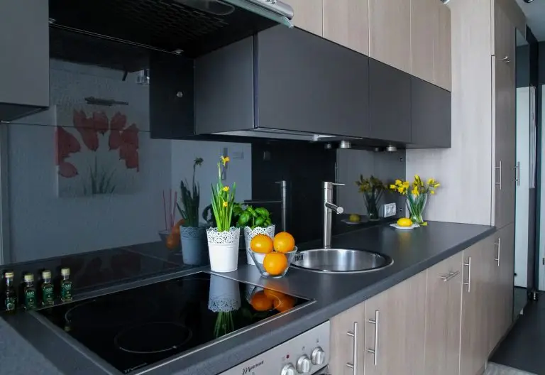 Kitchen image from the RO Maintenance Wix website